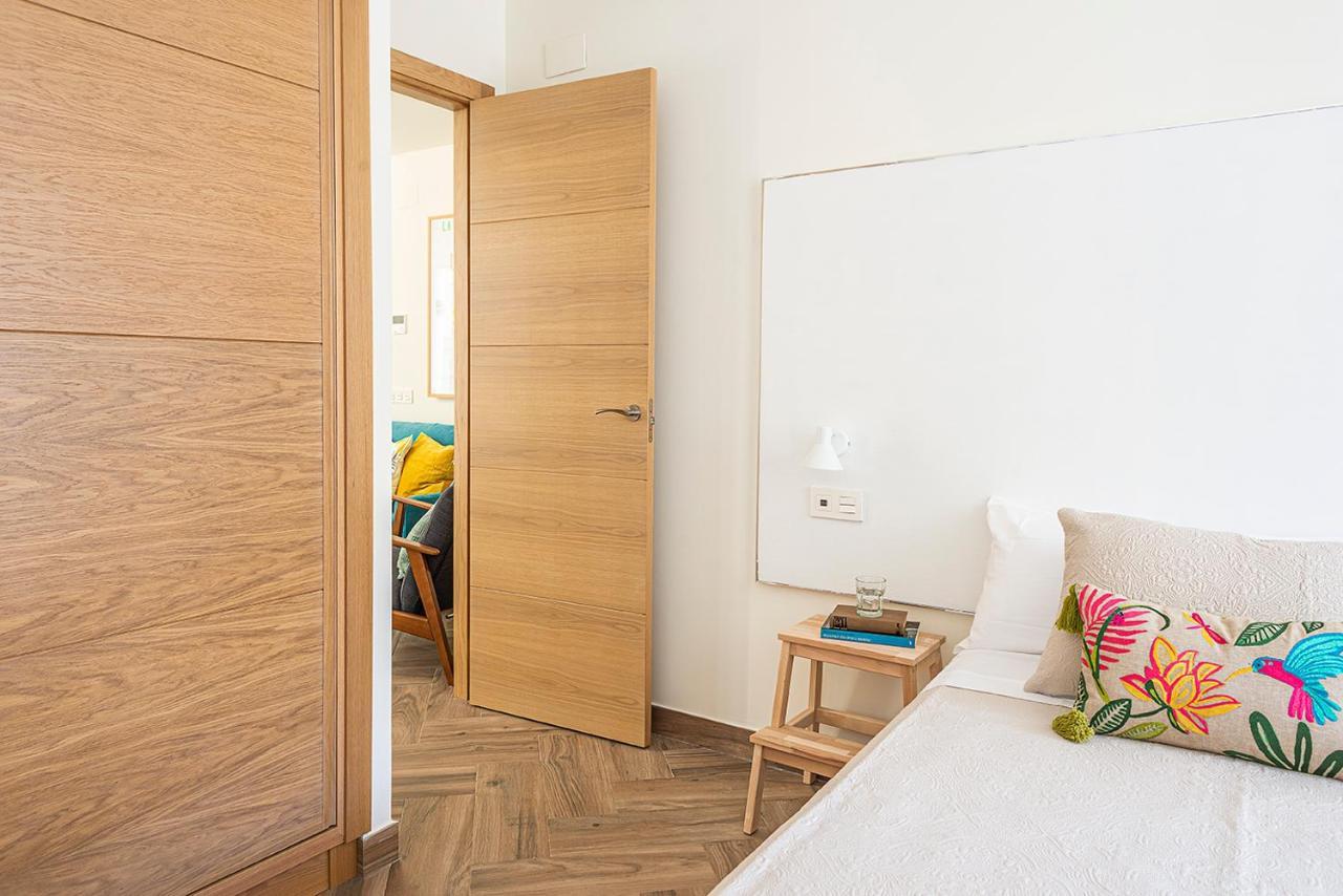Magdalena Plaza Apartment Seville Exterior photo